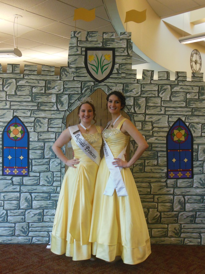 Daffodil Princesses visit Moore Branch Public Library